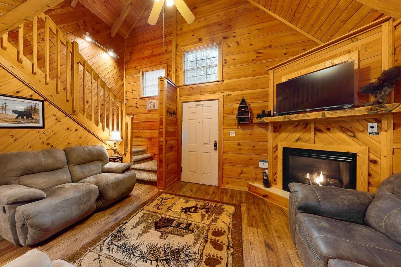 Misty Mountain Cabin Gatlinburg Exterior photo