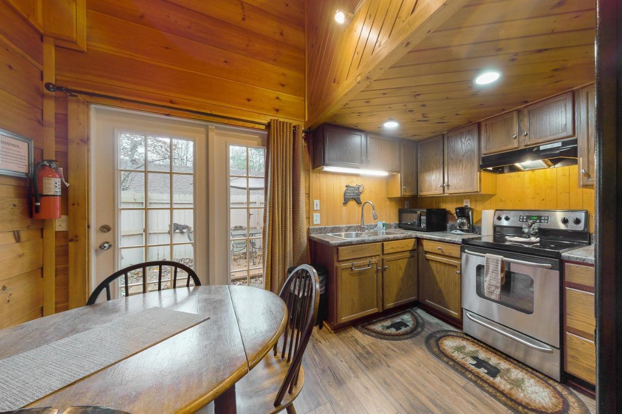 Misty Mountain Cabin Gatlinburg Exterior photo